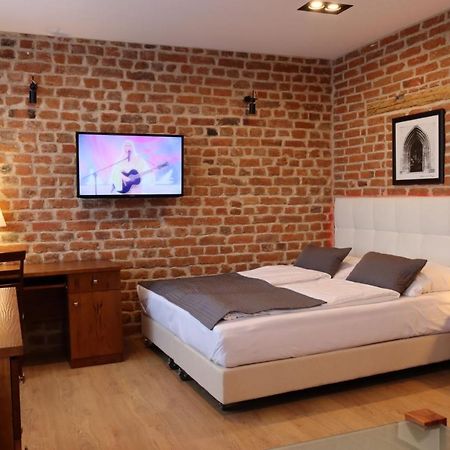 Apartament Przy Rynku Chełmno Extérieur photo